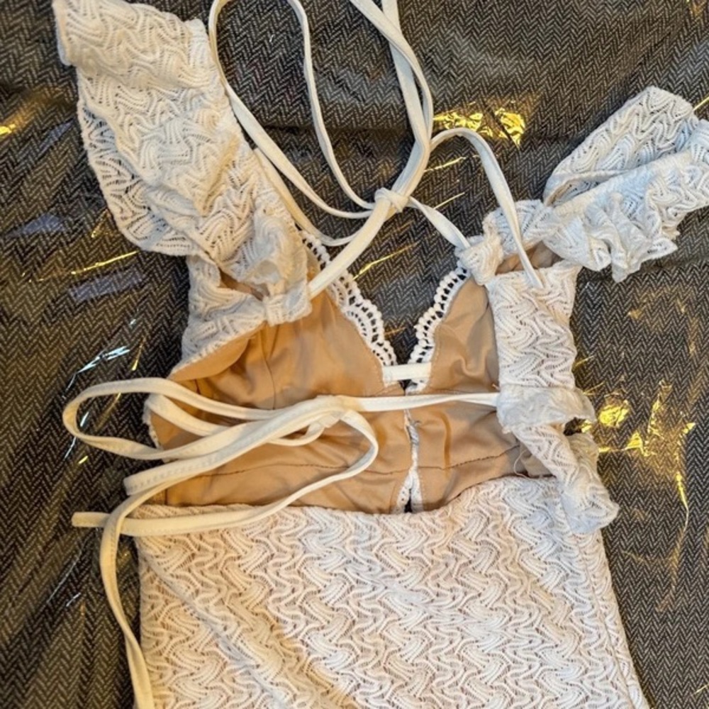 Cream Textured Lace-Up Dress - Picture 4 of 5